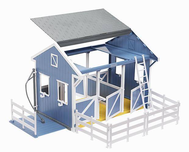 4-114182 Breyer Classics Country Stable with Wash Stall sku 4-114182