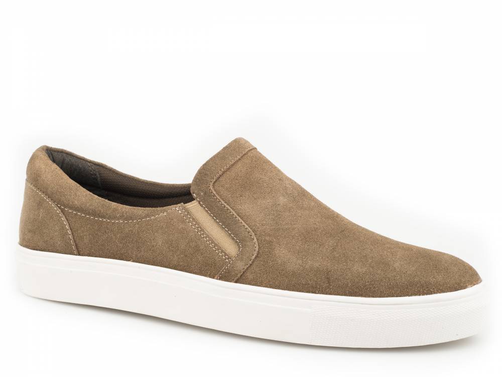 chukka boots sand