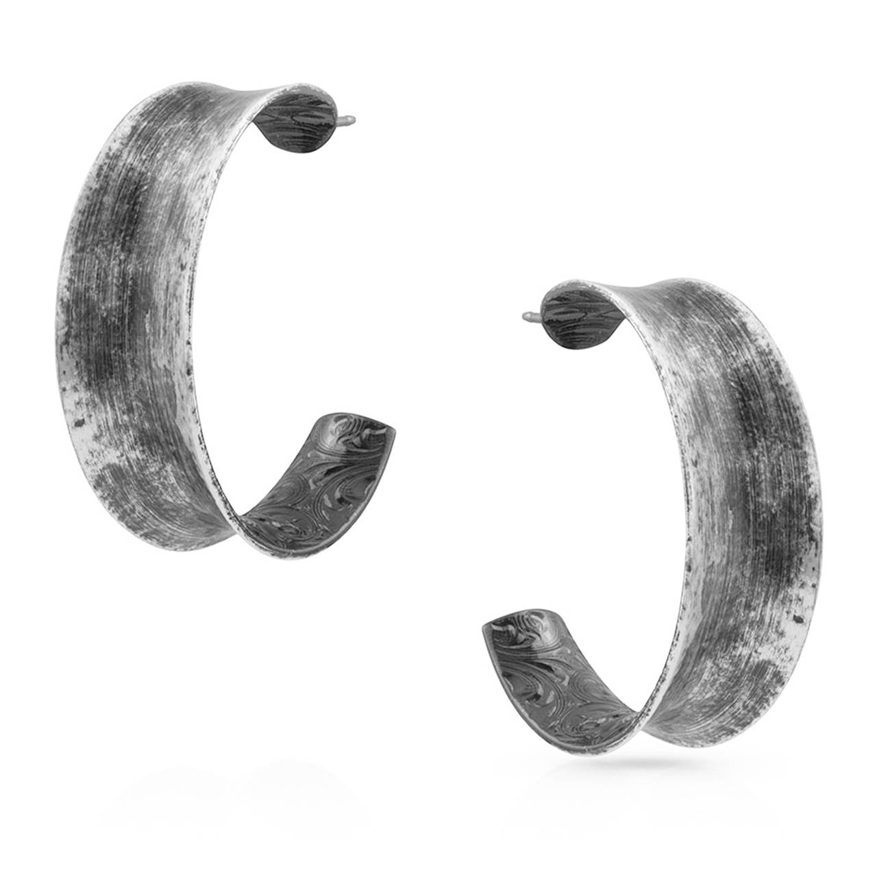 Montana Silversmiths Rocky Top Hammered Hoop Earrings