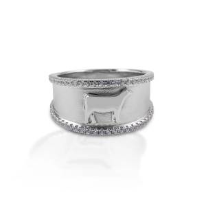 Kelly Herd Crystal Accent Heifer Ring