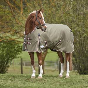 Weatherbeeta ComFiTec Essential Standard Neck Heavy Turnout