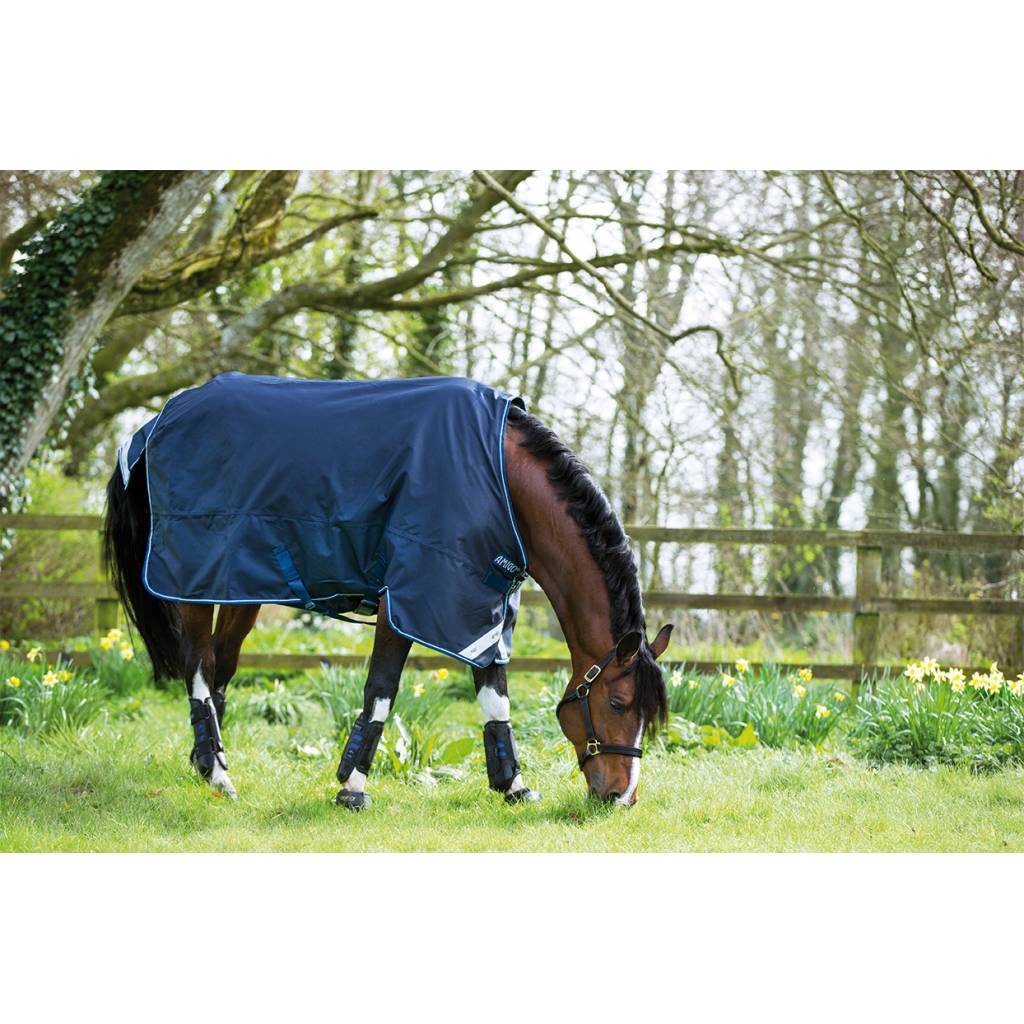 Amigo Bravo 12 Lightweight Turnout Horse Blanket