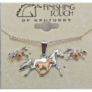 Finishing Touch 2-Tone Mare and Foal Gift Set