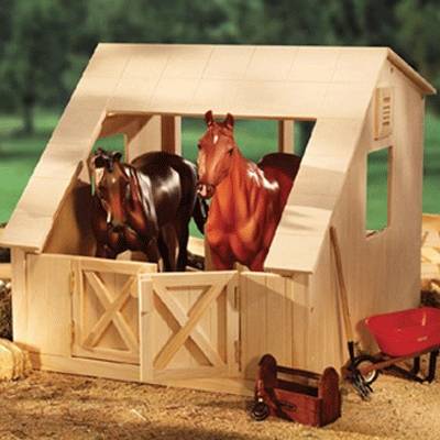 5-582774 Breyer Traditional Wood 2 Stall Barn sku 5-582774