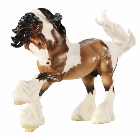 Breyer Traditional Series Gypsy Vanner