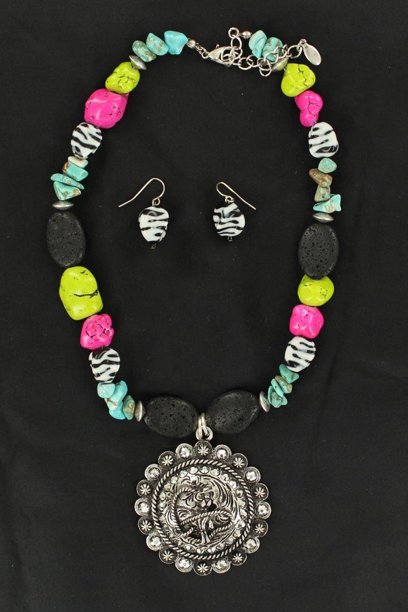 Blazin Roxx Cowgirl Concho Necklace Set