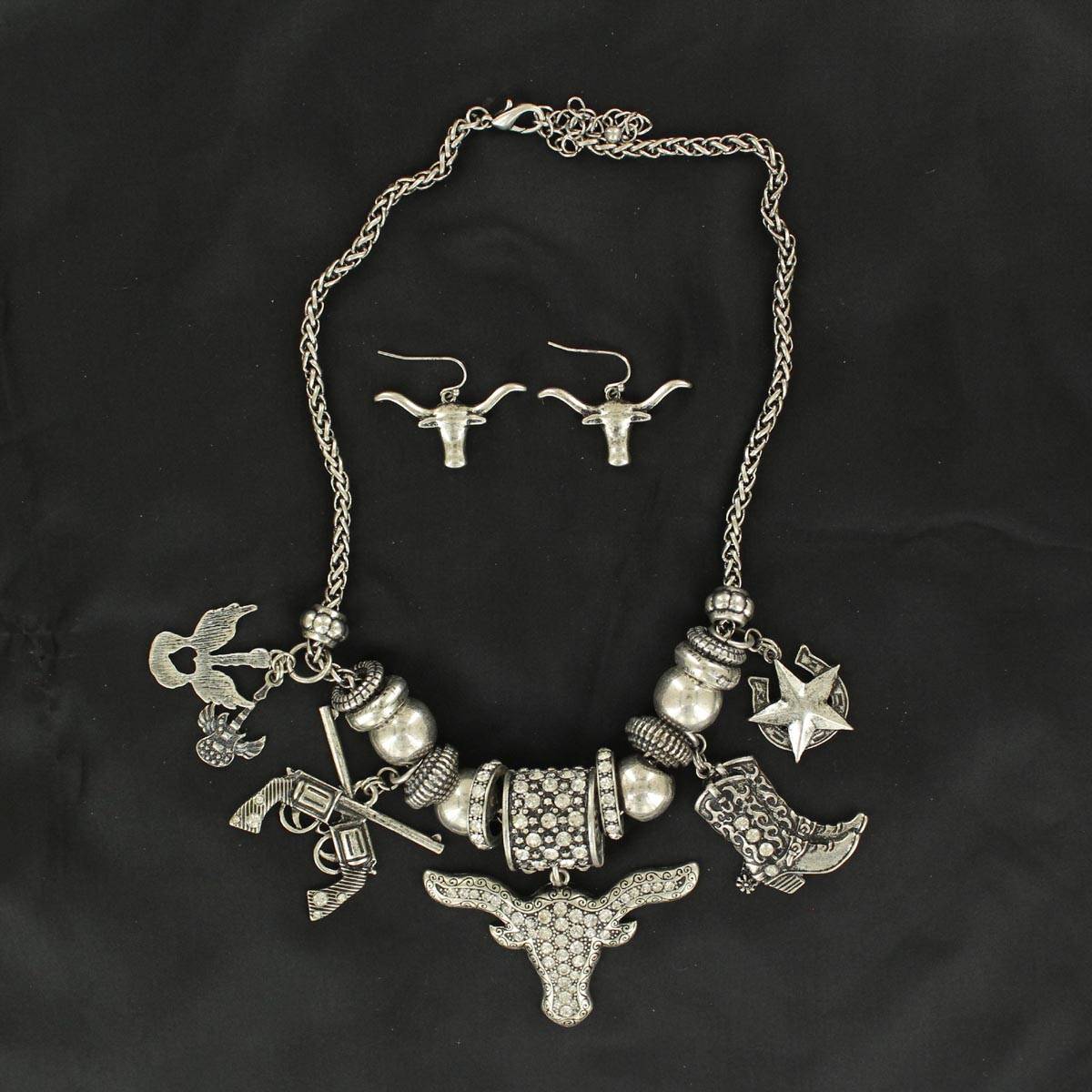 Blazin Roxx Longhorn Charm Bead Necklace