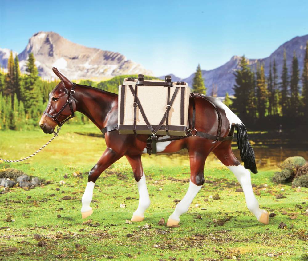 Breyer Traditional Pack Saddle With EquestrianCollections
