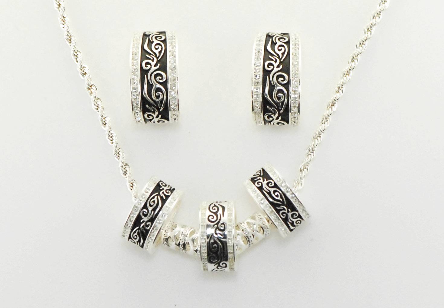 Western Edge Jewelry 3 Ring Filigree Crystal Jewelry Set