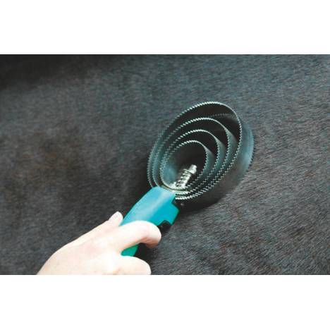 Tail Tamer Soft Touch Round Metal Curry