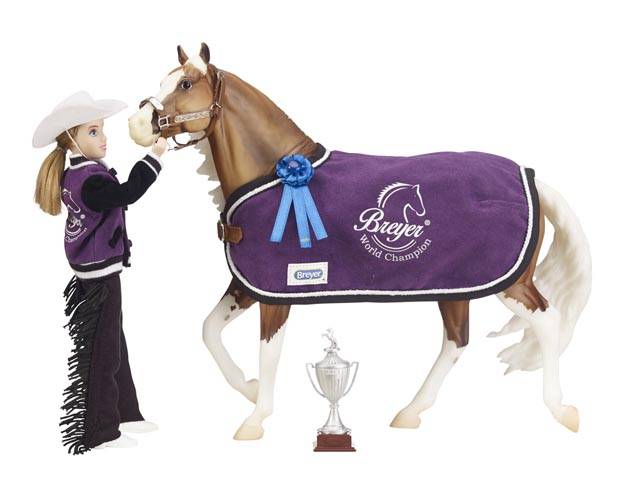 Breyer Traditional Series Tack Winners Circle Accessory Set - Western