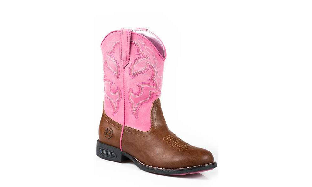 shining boots with lighter