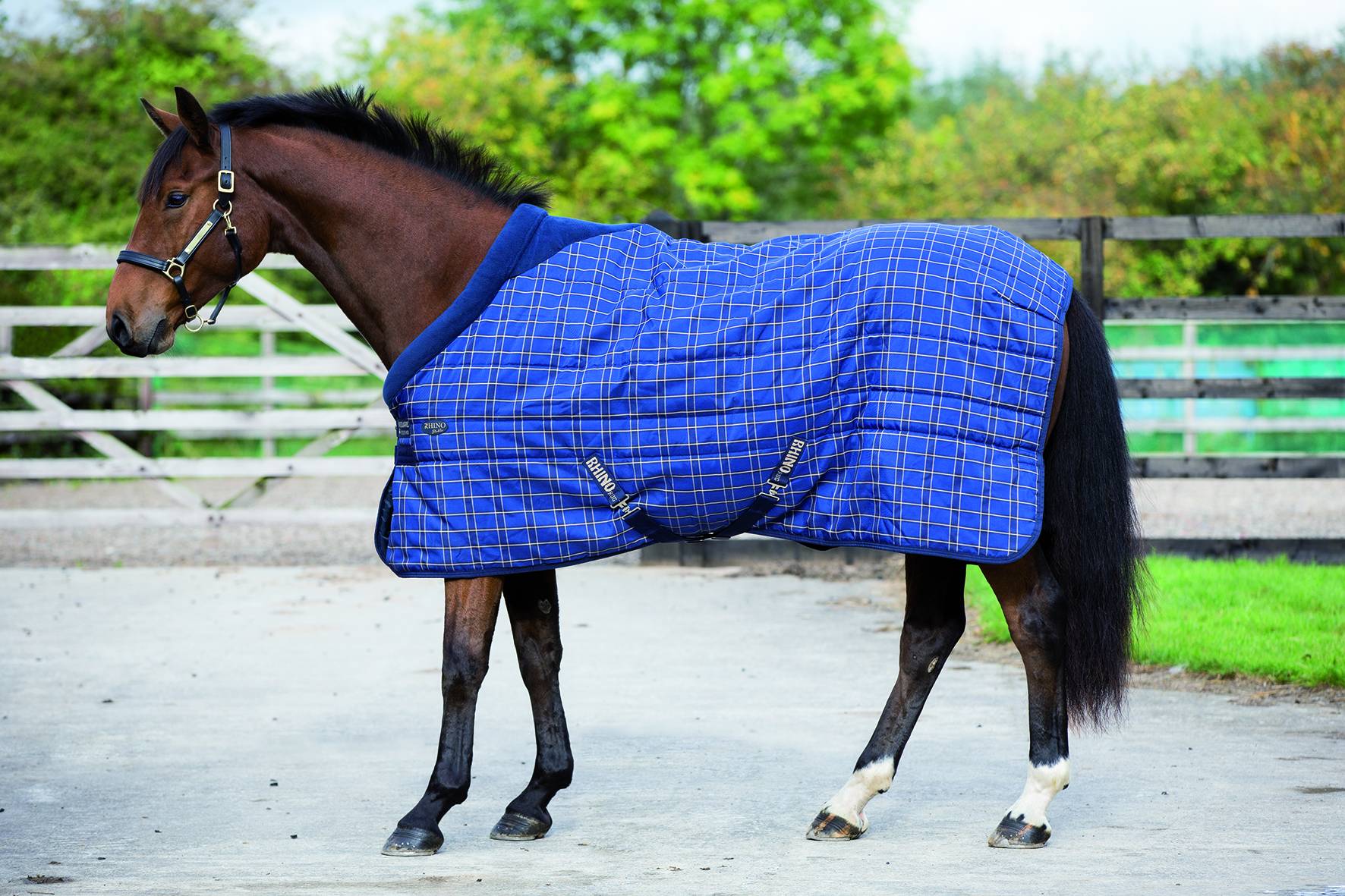 5-855621 Rhino Original Stable Blanket - Medium (200g) sku 5-855621