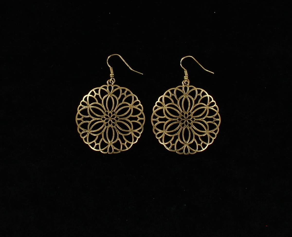 Blazin Roxx Floral Disc Earrings