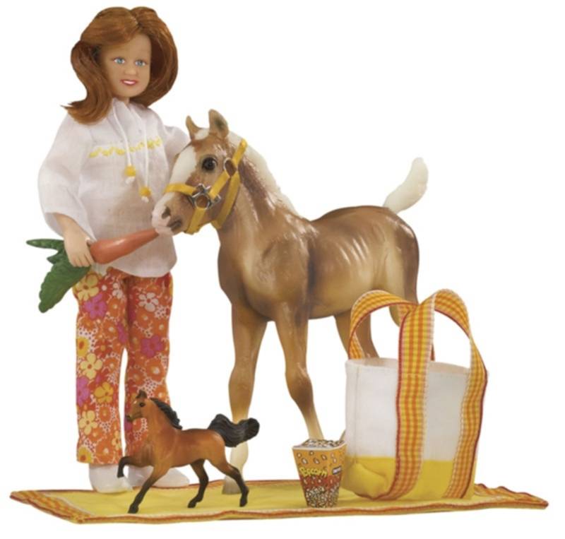 5-477030 Breyer Pony Picnic - BH1387 sku 5-477030